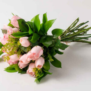 Buquê de 18 Rosas Rosadas